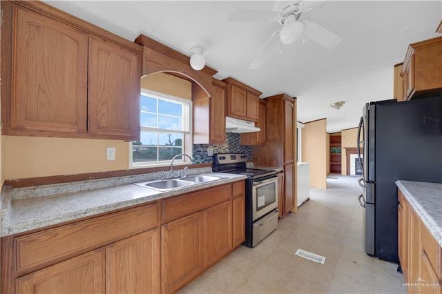 2711 Abraham Street, Donna, TX 78537