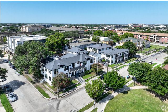 301 W Leuda Street 805D, Fort Worth, TX 76104