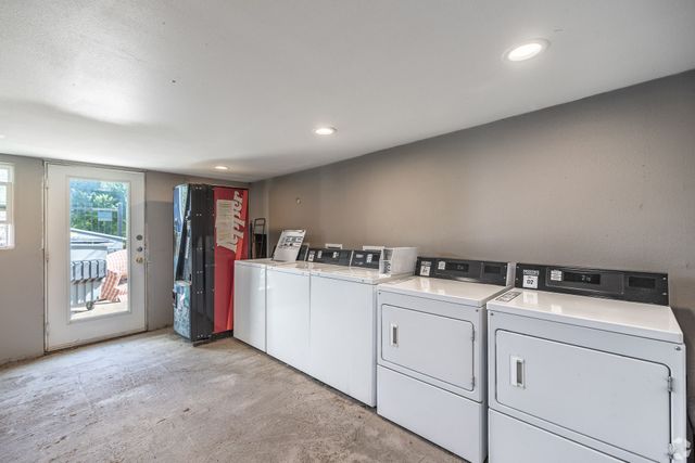 301 W Leuda Street 805D, Fort Worth, TX 76104