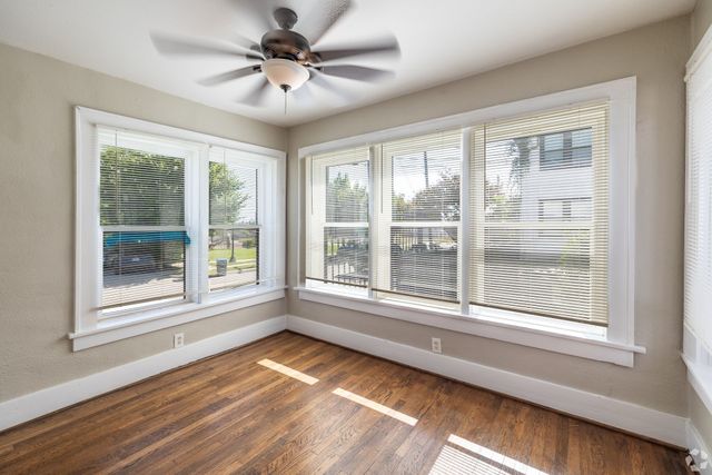 301 W Leuda Street 805D, Fort Worth, TX 76104