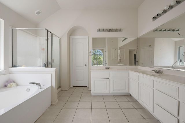 1905 Phantom Horse, Leander, TX 78641