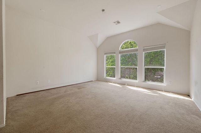 1905 Phantom Horse, Leander, TX 78641