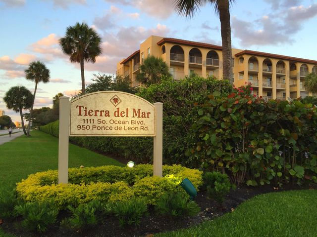 950 Ponce De Leon Road 202, Boca Raton, FL 33432