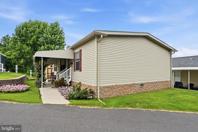 215 PARK DR, Media, PA 19063