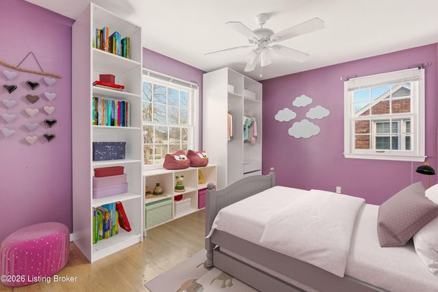 7816 Fairmeadows Ln, Louisville, KY 40222