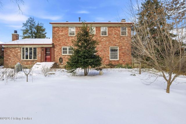 7816 Fairmeadows Ln, Louisville, KY 40222