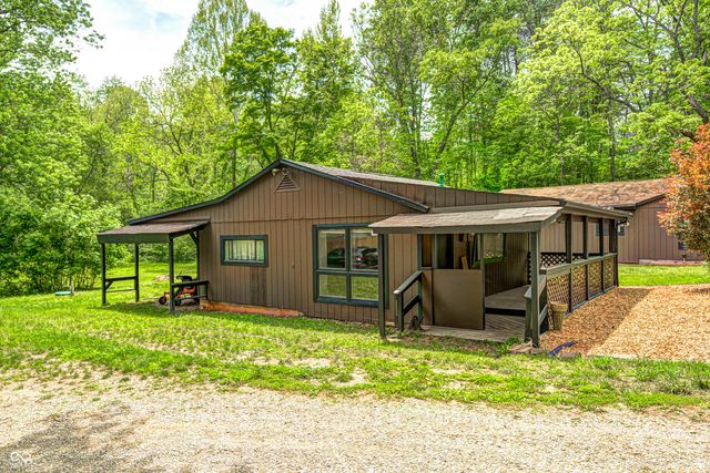 1691 Country Club Road, Nashville, IN 47448