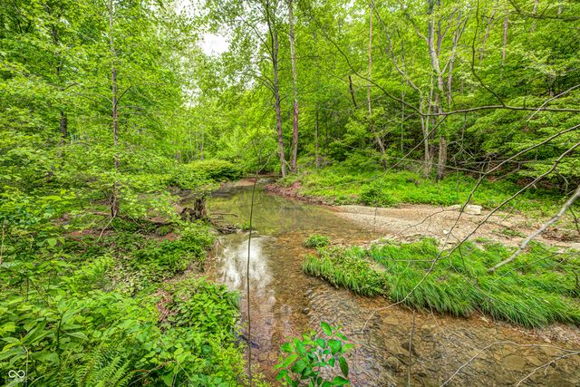 1691 Country Club Road, Nashville, IN 47448