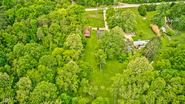 1691 Country Club Road, Nashville, IN 47448