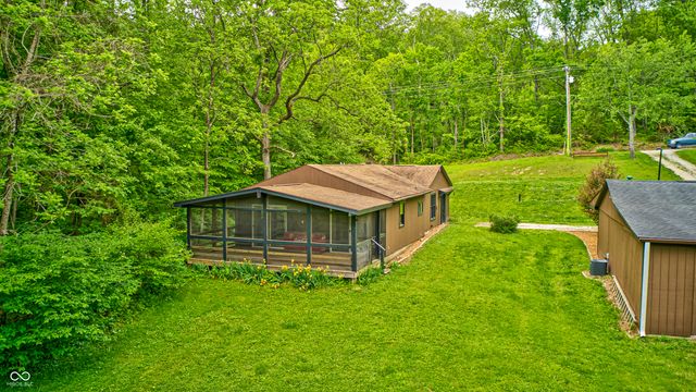1691 Country Club Road, Nashville, IN 47448