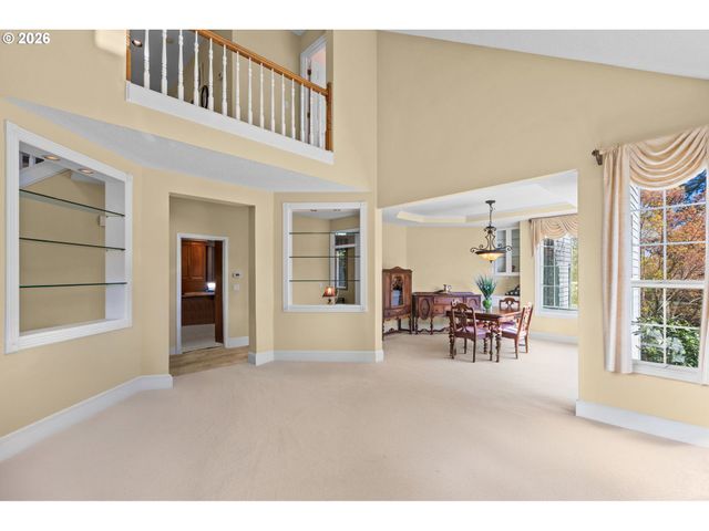 11830 Se EASTBOURNE Ln, Happy Valley, OR 97086