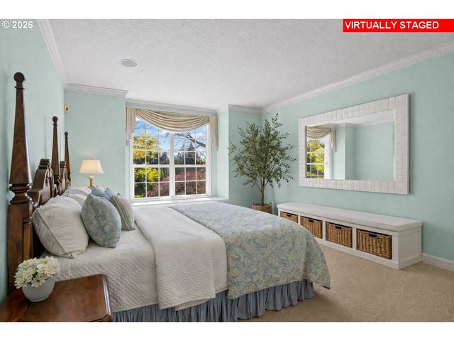 11830 Se EASTBOURNE Ln, Happy Valley, OR 97086