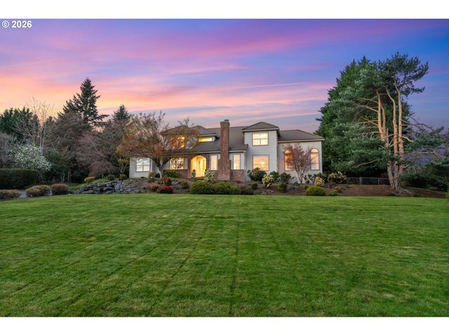 11830 Se EASTBOURNE Ln, Happy Valley, OR 97086