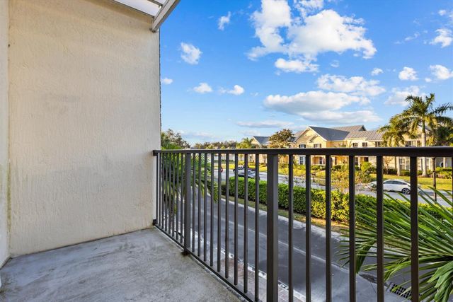 10480 SW Stephanie Way Unit 3-206, Port St Lucie, FL 34987