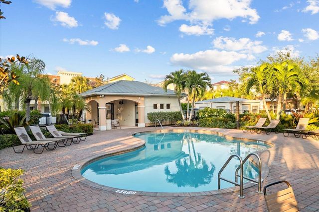 10480 SW Stephanie Way Unit 3-206, Port St Lucie, FL 34987