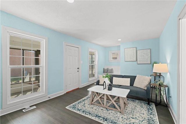 3506 Askew Avenue, Kansas City, MO 64128