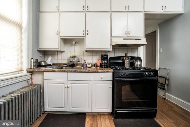 526 W JAMES ST, Lancaster, PA 17603