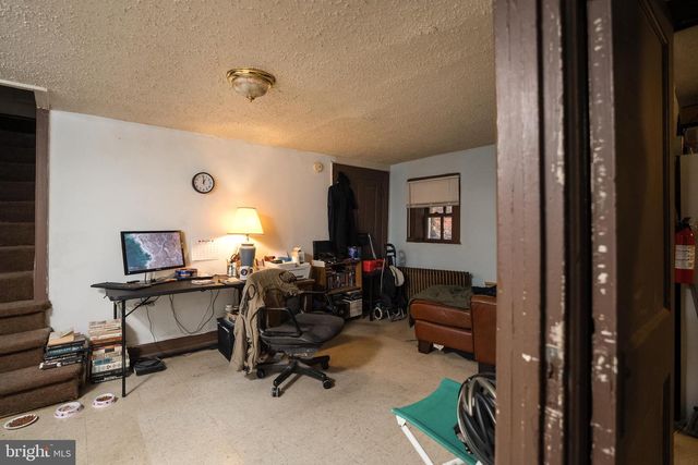 526 W JAMES ST, Lancaster, PA 17603