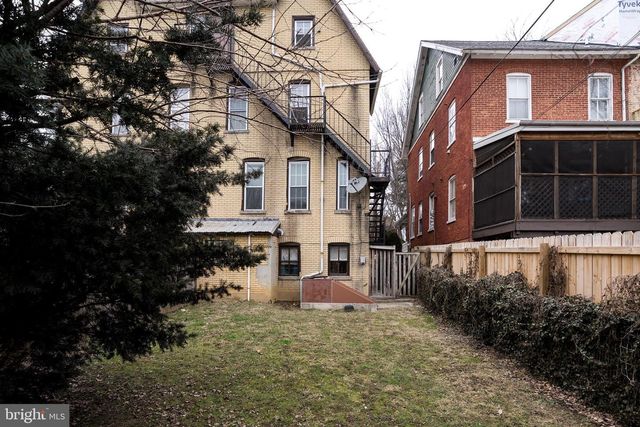 526 W JAMES ST, Lancaster, PA 17603