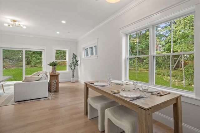 92 Uncas Avenue 2, Franklin, MA 02038