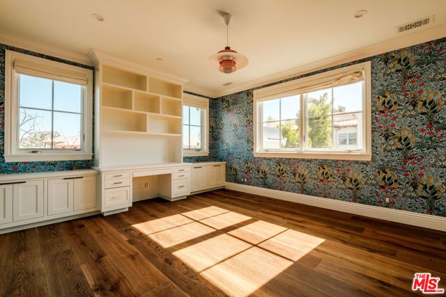 557 Chapala Drive, Pacific Palisades (los Angeles), CA 90272