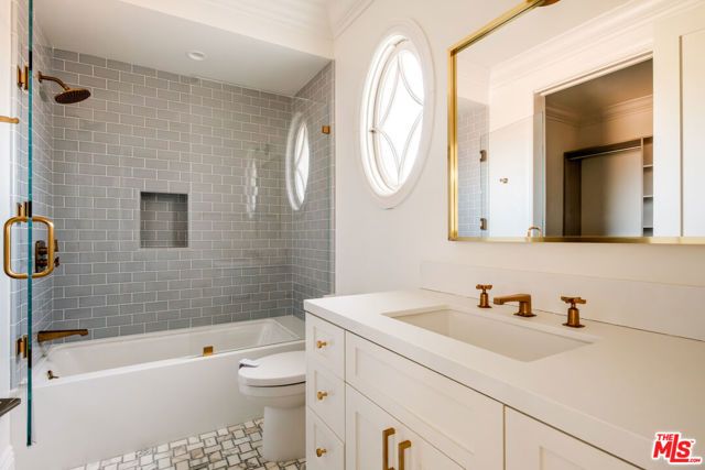 557 Chapala Drive, Pacific Palisades (los Angeles), CA 90272