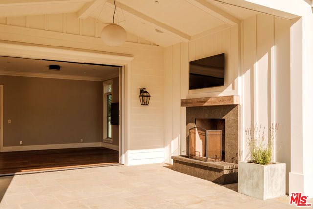 557 Chapala Drive, Pacific Palisades (los Angeles), CA 90272