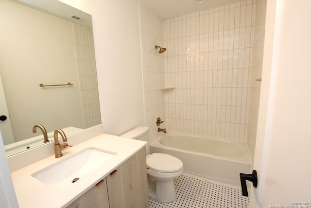 203 Paschal St Unit 102, San Antonio, TX 78212