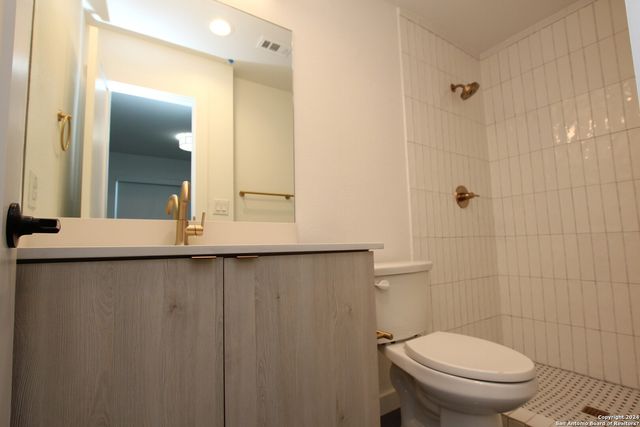 203 Paschal St Unit 102, San Antonio, TX 78212