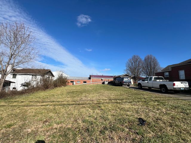 905 S Kentucky Avenue, Corbin, KY 40701