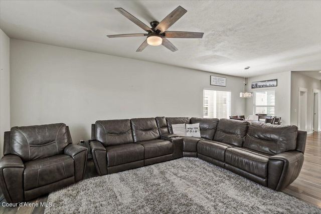12153 W Moorfield AVE, Post Falls, ID 83854