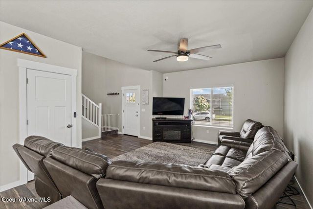 12153 W Moorfield AVE, Post Falls, ID 83854