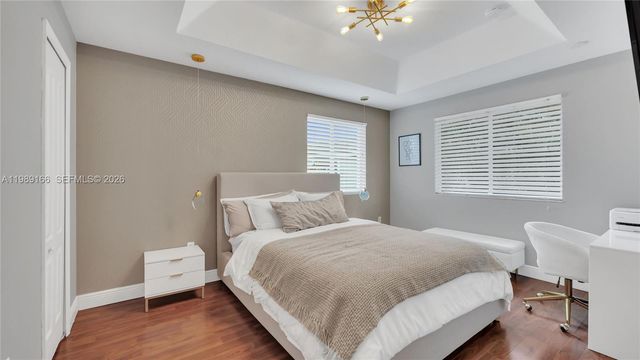 2342 SE 10th St ., Homestead, FL 33035