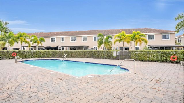 2342 SE 10th St ., Homestead, FL 33035