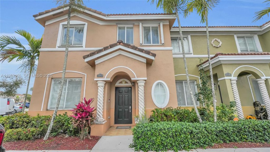 2342 SE 10th St ., Homestead, FL 33035