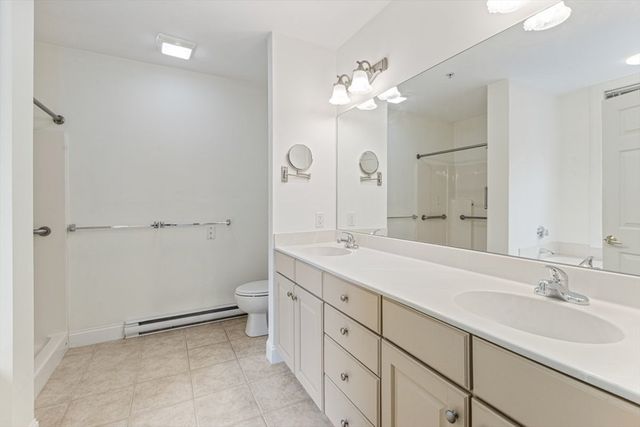 5 Sally Sweets Way 118, Salem, NH 03079