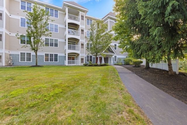 5 Sally Sweets Way 118, Salem, NH 03079