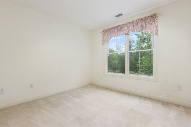 5 Sally Sweets Way 118, Salem, NH 03079