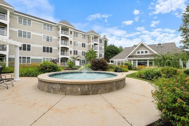5 Sally Sweets Way 118, Salem, NH 03079