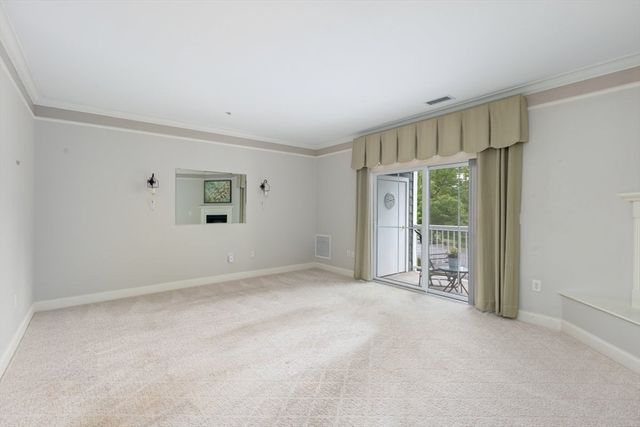 5 Sally Sweets Way 118, Salem, NH 03079