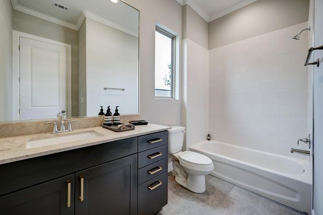 505 Reinicke Street, Houston, TX 77007