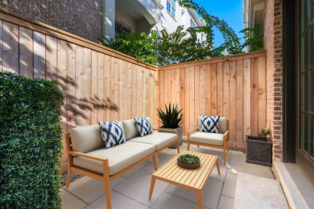 505 Reinicke Street, Houston, TX 77007