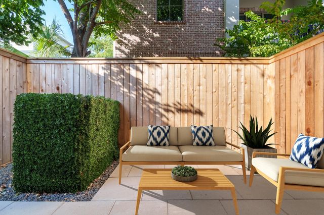 505 Reinicke Street, Houston, TX 77007