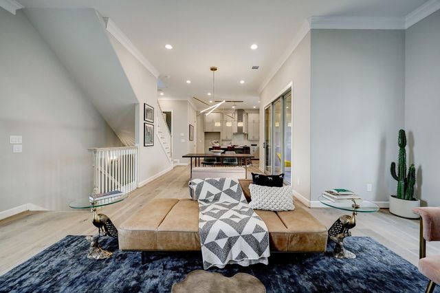 505 Reinicke Street, Houston, TX 77007