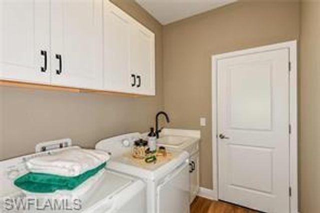 4536 Centaurus CIR, Naples, FL 34120