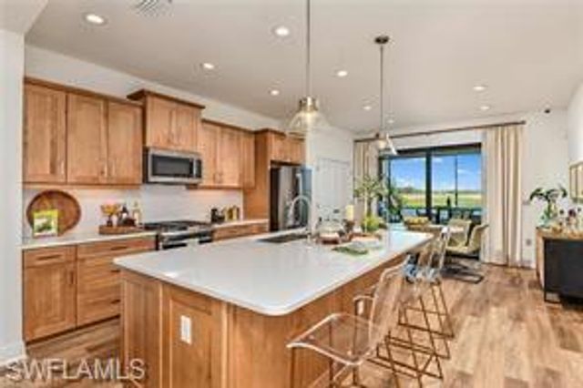 4536 Centaurus CIR, Naples, FL 34120