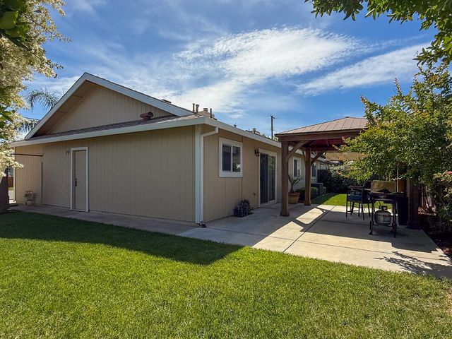 535 N St, Rio Linda, CA 95673