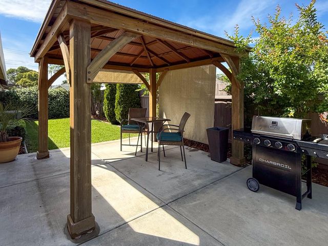 535 N St, Rio Linda, CA 95673