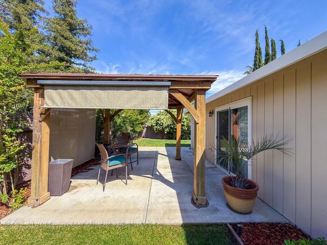 535 N St, Rio Linda, CA 95673