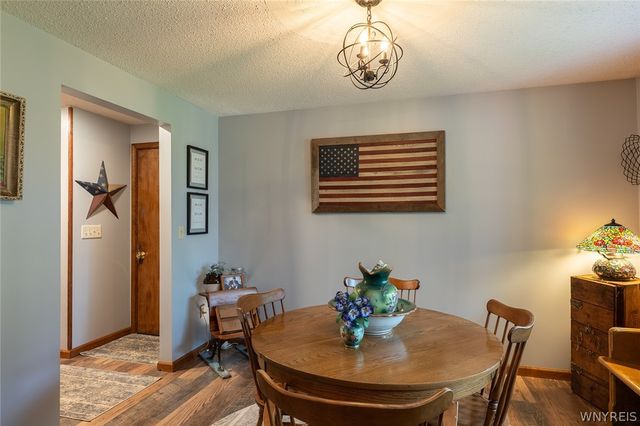 4506 Sharon Drive, Lockport Town, NY 14094